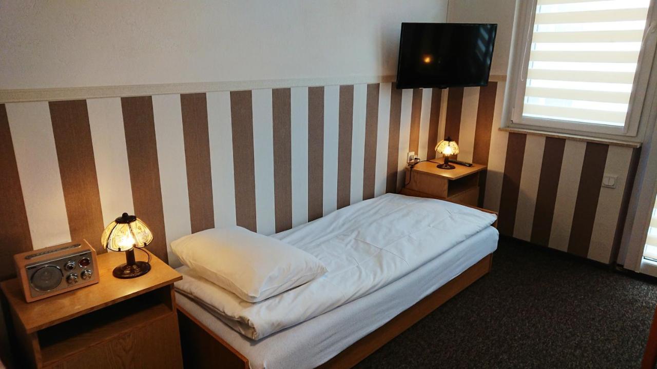 Ferienwohnung Ogrodowe Zacisze Jastrzębia Góra Exterior foto
