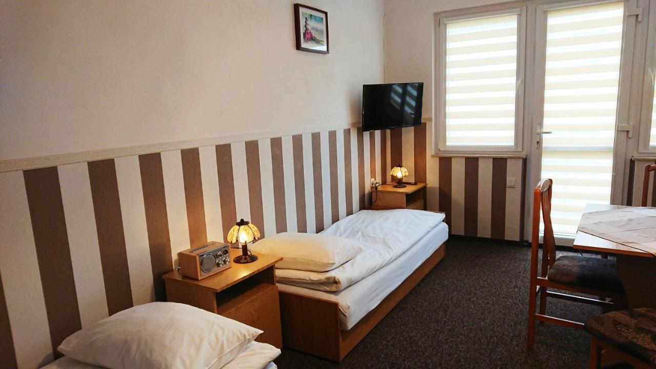 Ferienwohnung Ogrodowe Zacisze Jastrzębia Góra Exterior foto