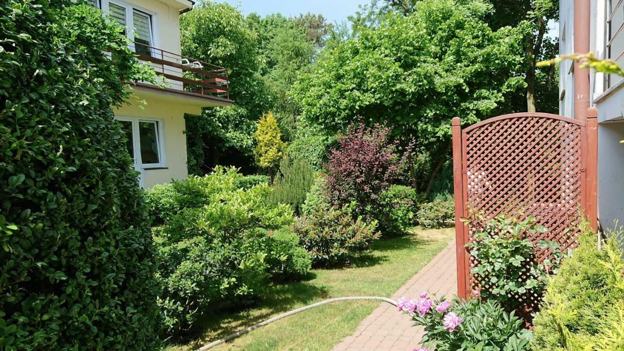 Ferienwohnung Ogrodowe Zacisze Jastrzębia Góra Exterior foto