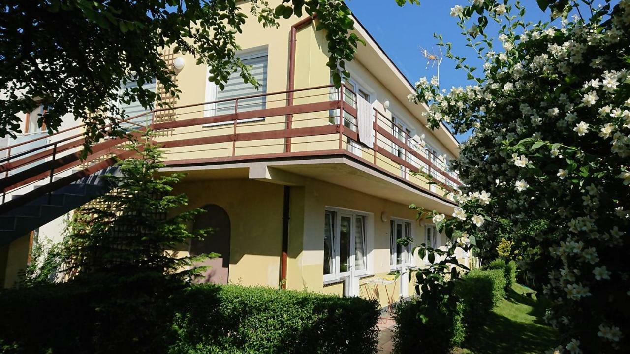 Ferienwohnung Ogrodowe Zacisze Jastrzębia Góra Exterior foto